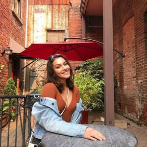 Meet your Posher, Anahit